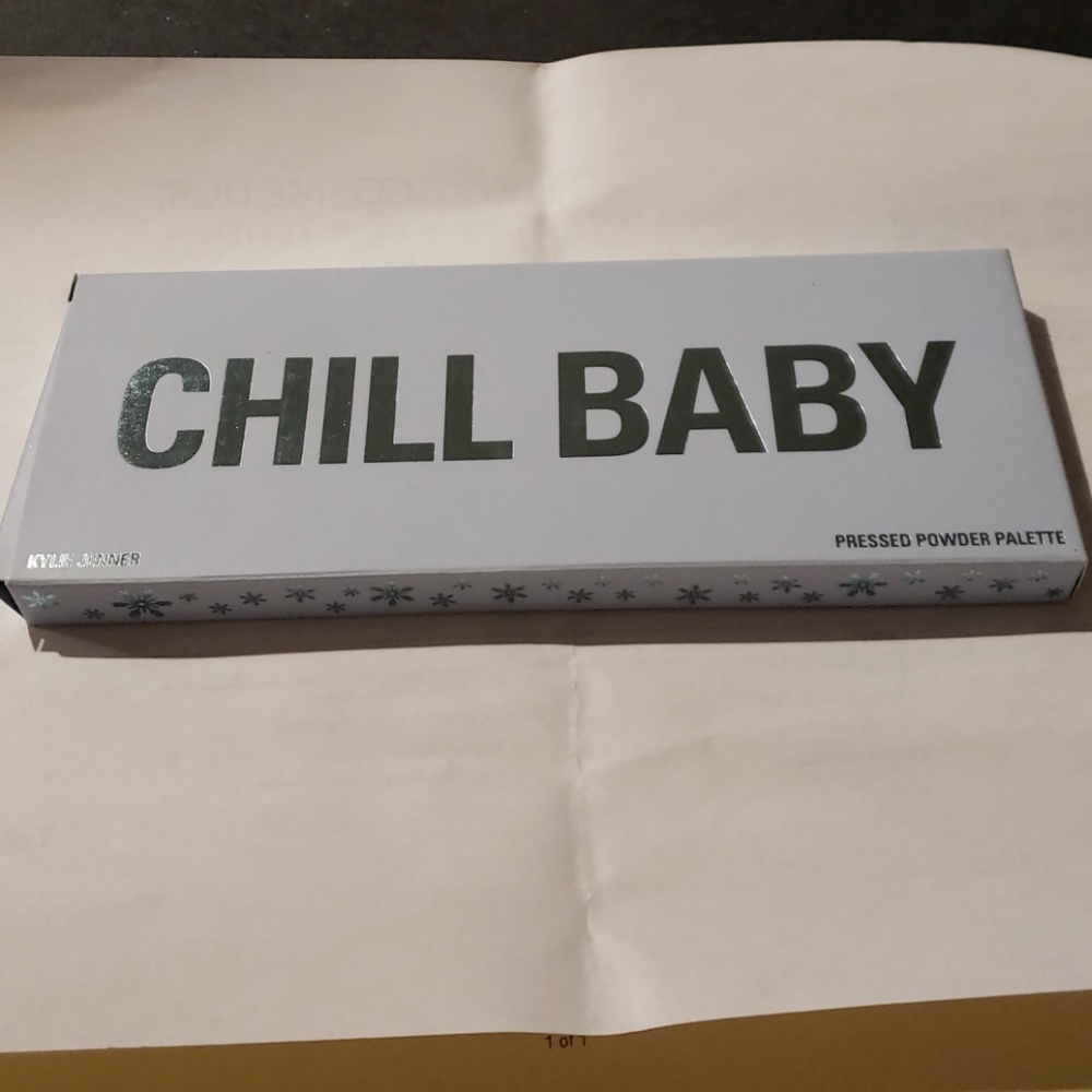 Kylie Cosmetics Chill Baby Pressed Powder Palette
